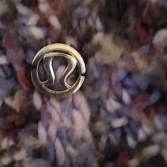 Lululemon wool knitted hooded eternity scarf - Picture 2 of 2